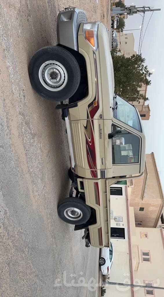 للبيع جيب شاص 4
