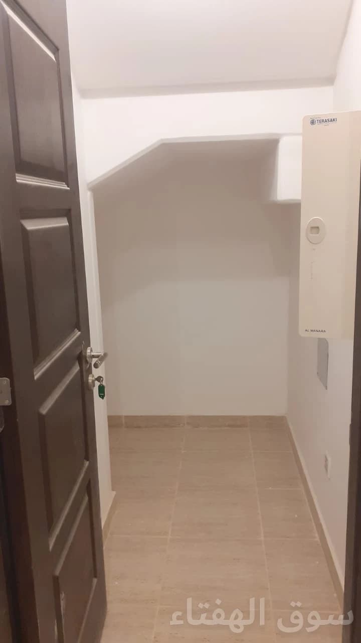 للايجار فيلا شمال الرياض 2