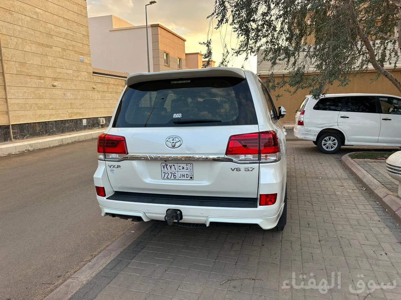 للبيع جيب VXR 3
