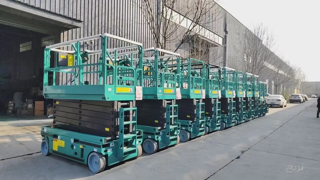 يوجد سيزر لفت ديزل وكهرباء  للأيجار سيزر لفت كهرباء scissorlift for rent رافعات شوکیه و سیزر لفت و مانلفت سیزر لفت scissorlift and manlift for rent  ومان لفت للأيجار سيزر لفت في جدة scissor l 5
