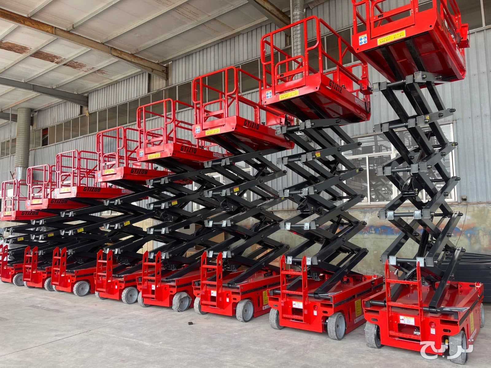 سيزر لفت للايجار بجدة 8م 12م 14م 16م 18م Electric & Diesel Scissor Lift - 0564548663 5