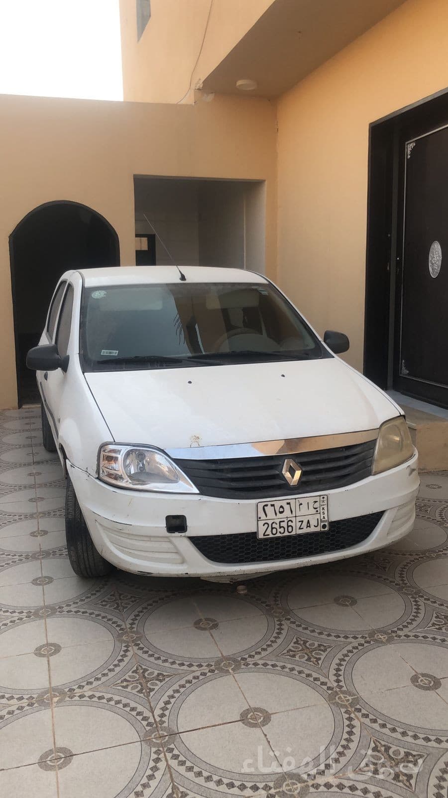 للبيع سياره رينو 3