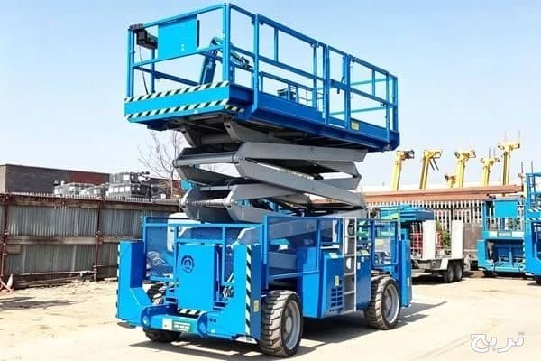 تأجير رافعات شوكيه فوركلفت للايجار رافعات مقصيه للايجار سقالات كهربائية 3
