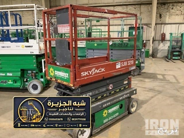 سيزر لفت للايجار في مكة | رافعات مقصية كهربائية لتاجير 5